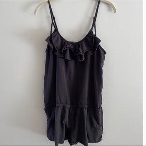 🍁3/$25🍁Ruffled romper